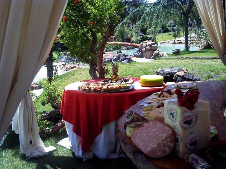 Villa Rota Resort بوسكوريليه المظهر الخارجي الصورة